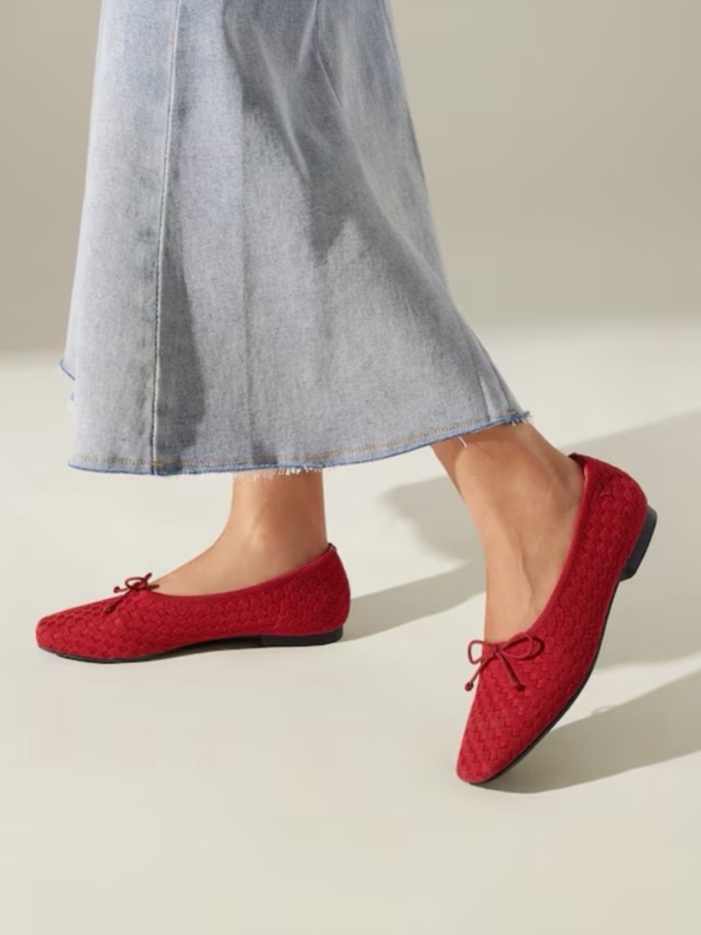 Vivaia Margaret Square Toe Bow Ballet Flats Red Woven Knit Size 39 US 8
